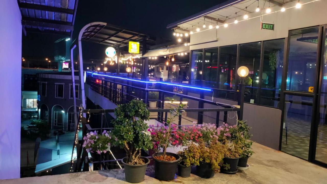 View Dee Bkk Airport Residence Bangkok Zewnętrze zdjęcie